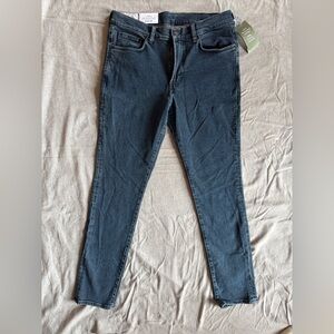 H&M Men’s Straight Jeans in Dark Blue